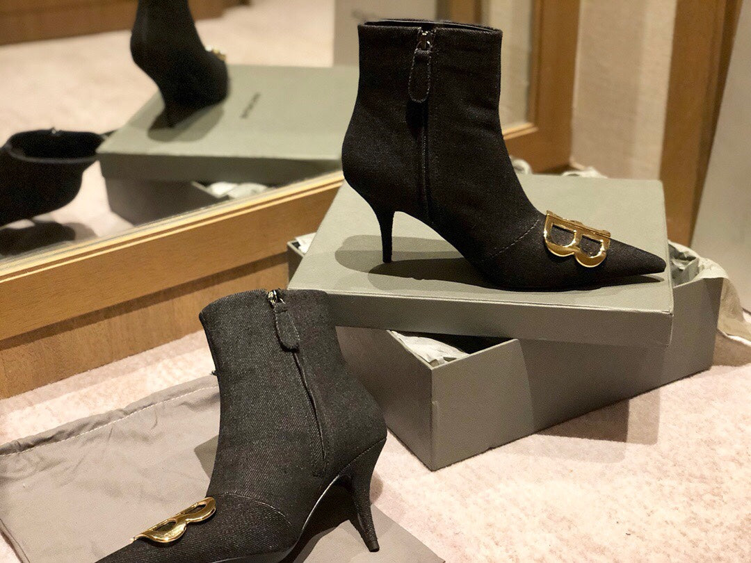 POINTED-TOE HIGH HEEL 80 MM ANKLE BOOTS IN BLACK DENIM
