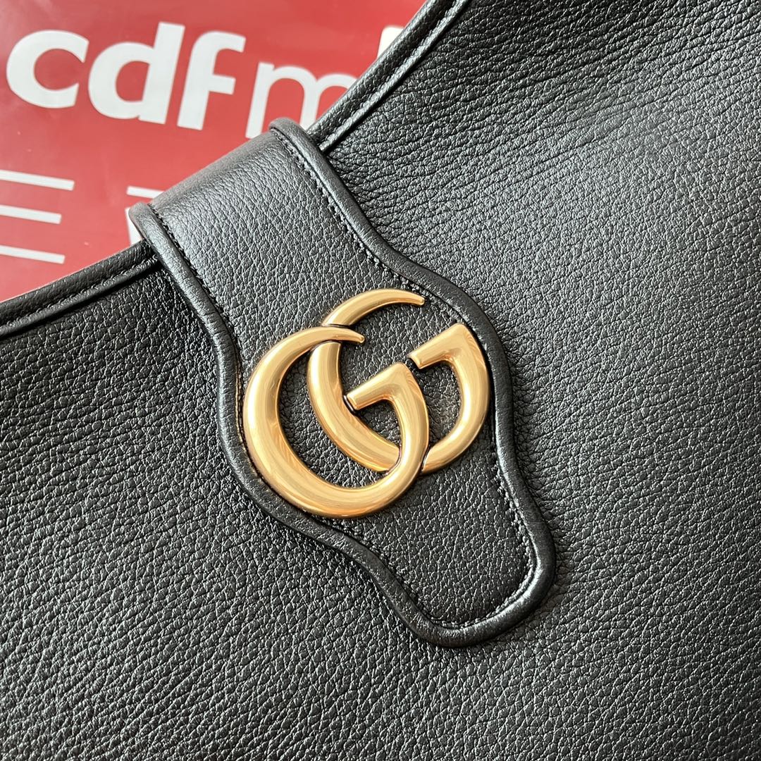 GG HORSEBIT SHOULDER BAG 39 IN BLACK CALFSKIN GOLD HARDWARE