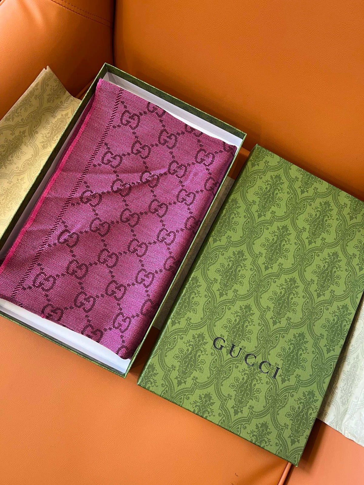 GUCCI 25S SCARF 180 IN WOOL 644857