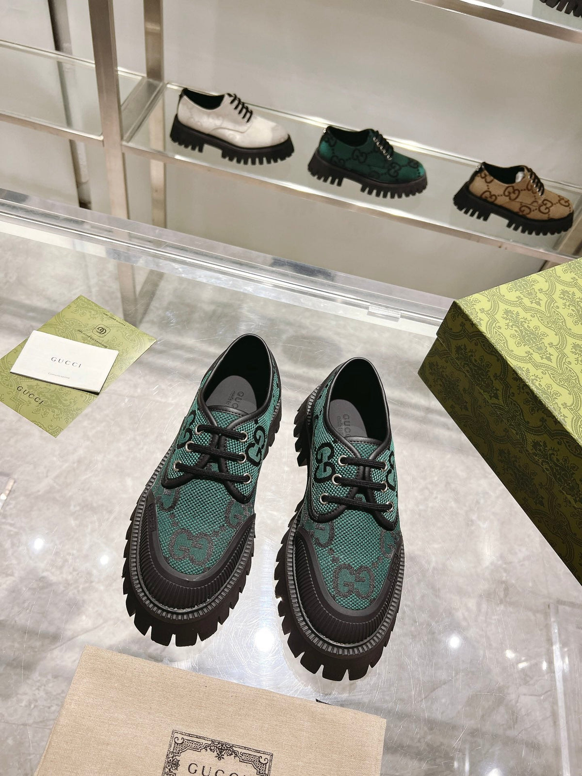 GUCCI 26S LACE-UP SHOES IN DARK GREEN GG CANVAS