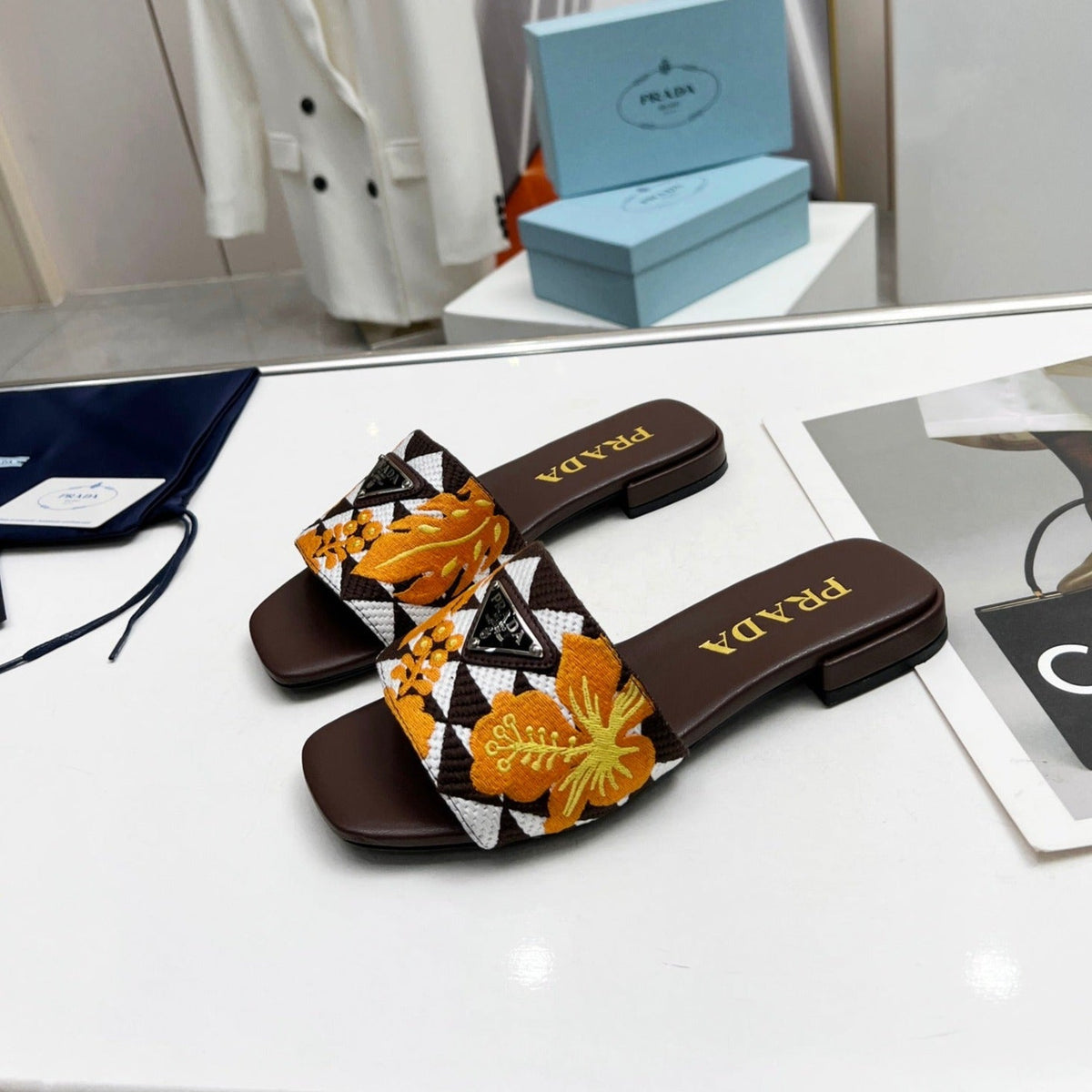 PRA EMBROIDERED SLIDES FLAT CHOCOLATE FABRIC