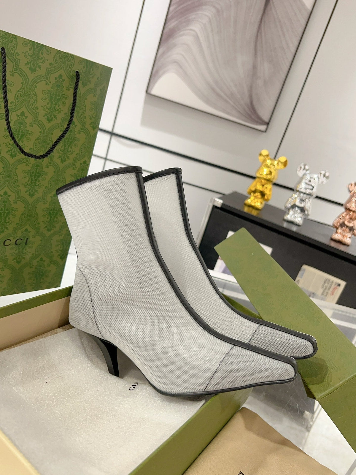 GG ANKLE BOOTS IN WHITE MIX BLACK MESH AND SHEEPSKIN