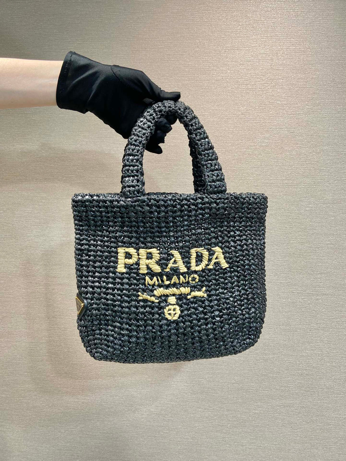 SMALL CROCHET TOTE BAG 24 IN BLACK MIX YELLOW RAFFIA