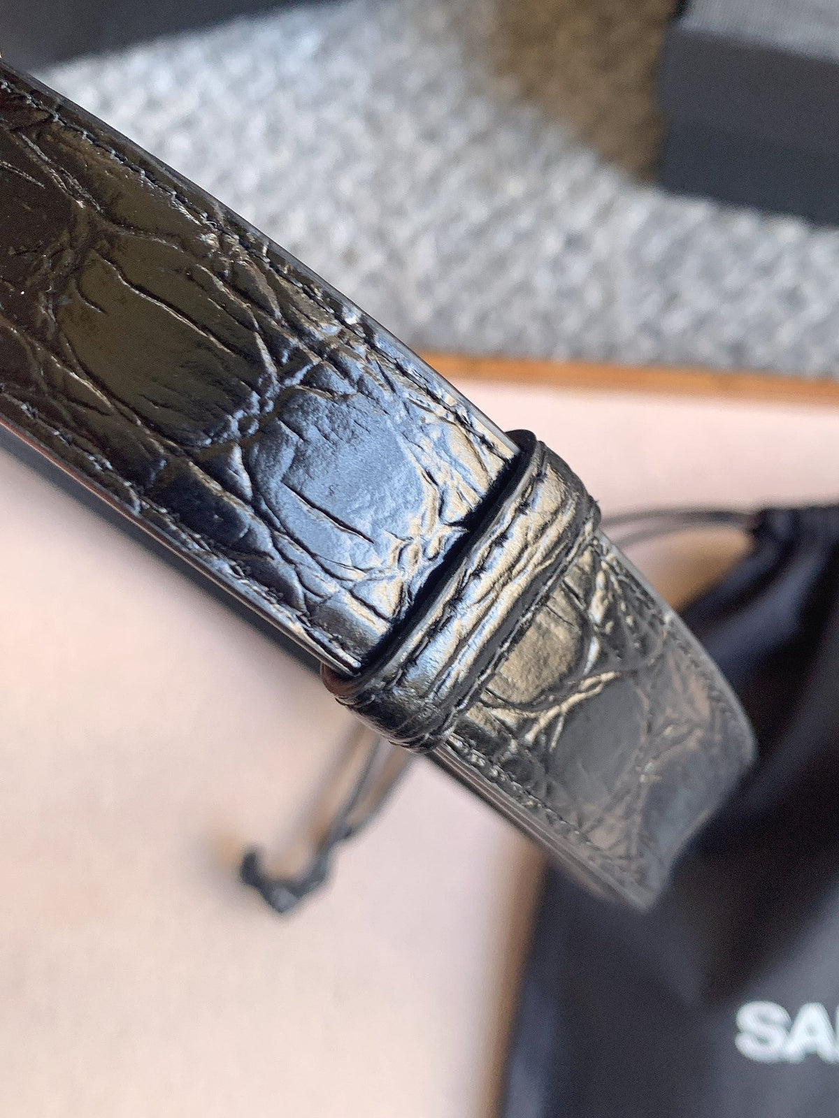 YSL 25S BELT 24 MM IN BLACK EMBOSSED CALFSKIN STYLE 3 529685 mysite
