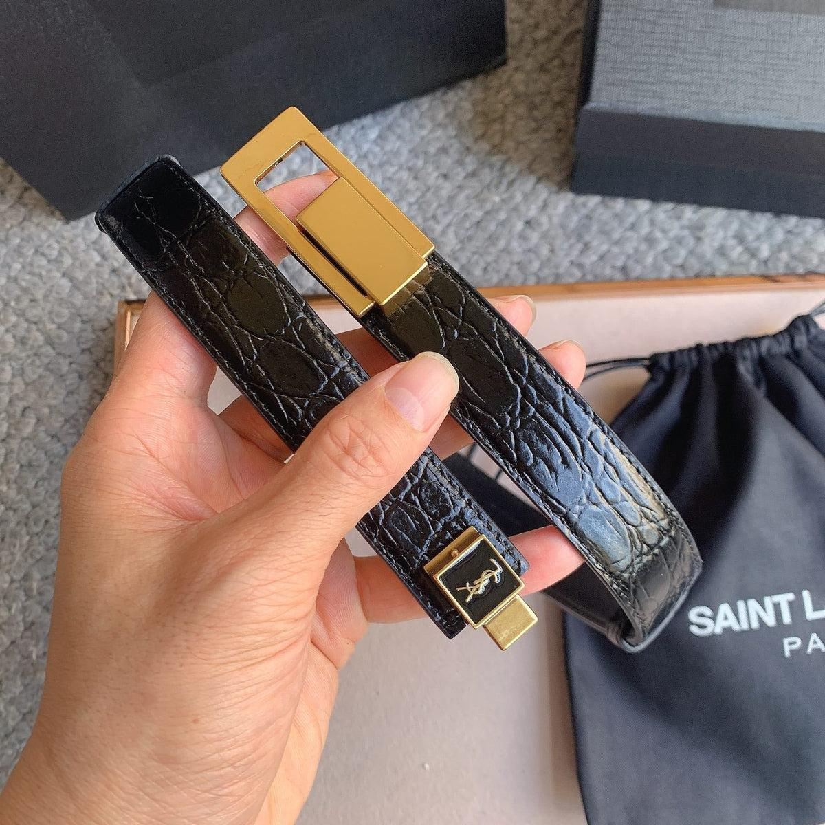 YSL 25S BELT 24 MM IN BLACK EMBOSSED CALFSKIN STYLE 3 529685 mysite
