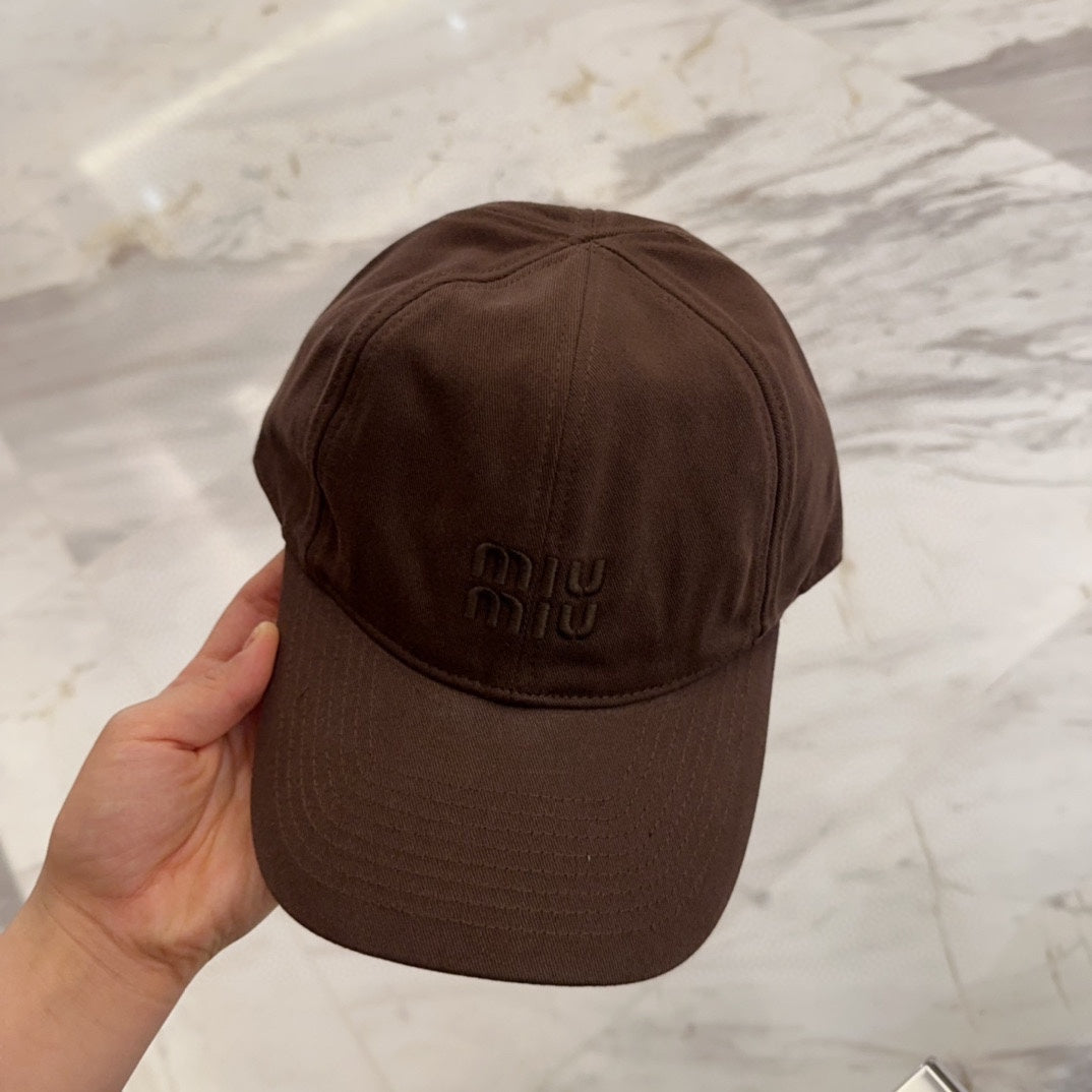 MM BASEBALL CAP IN DARK BROWN FABRIC EMBROIDERED LOGO STYLE 7