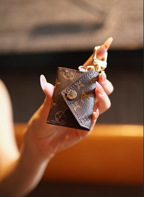 Keychain phone bag crafted by a celebrity designer mysite
