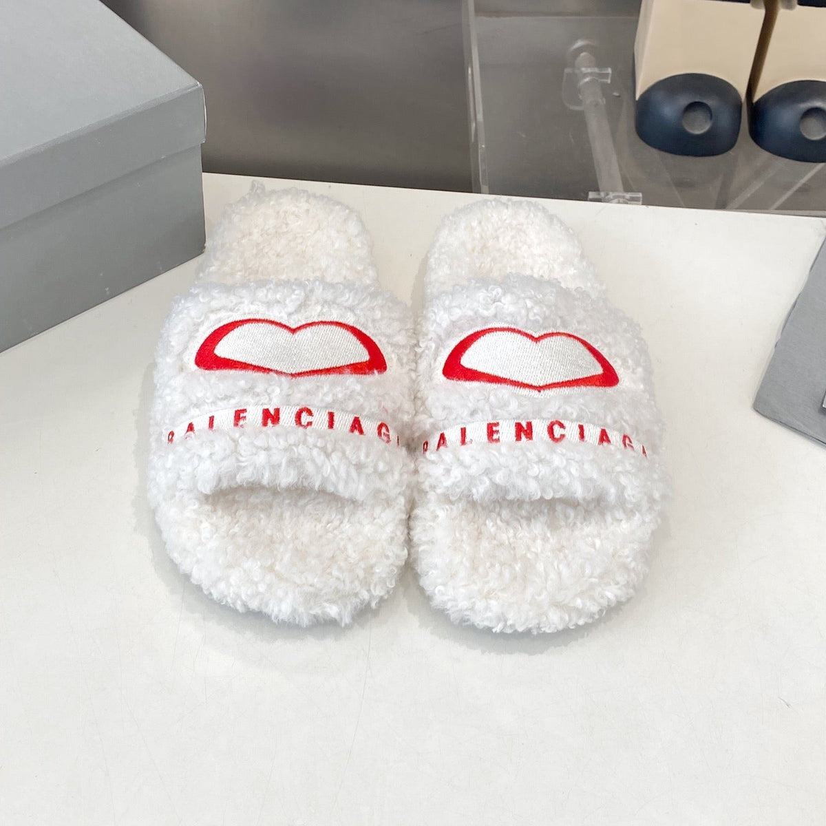BALENCIAGA 25S FLAT SLIPPERS IN WHITE WOOL
