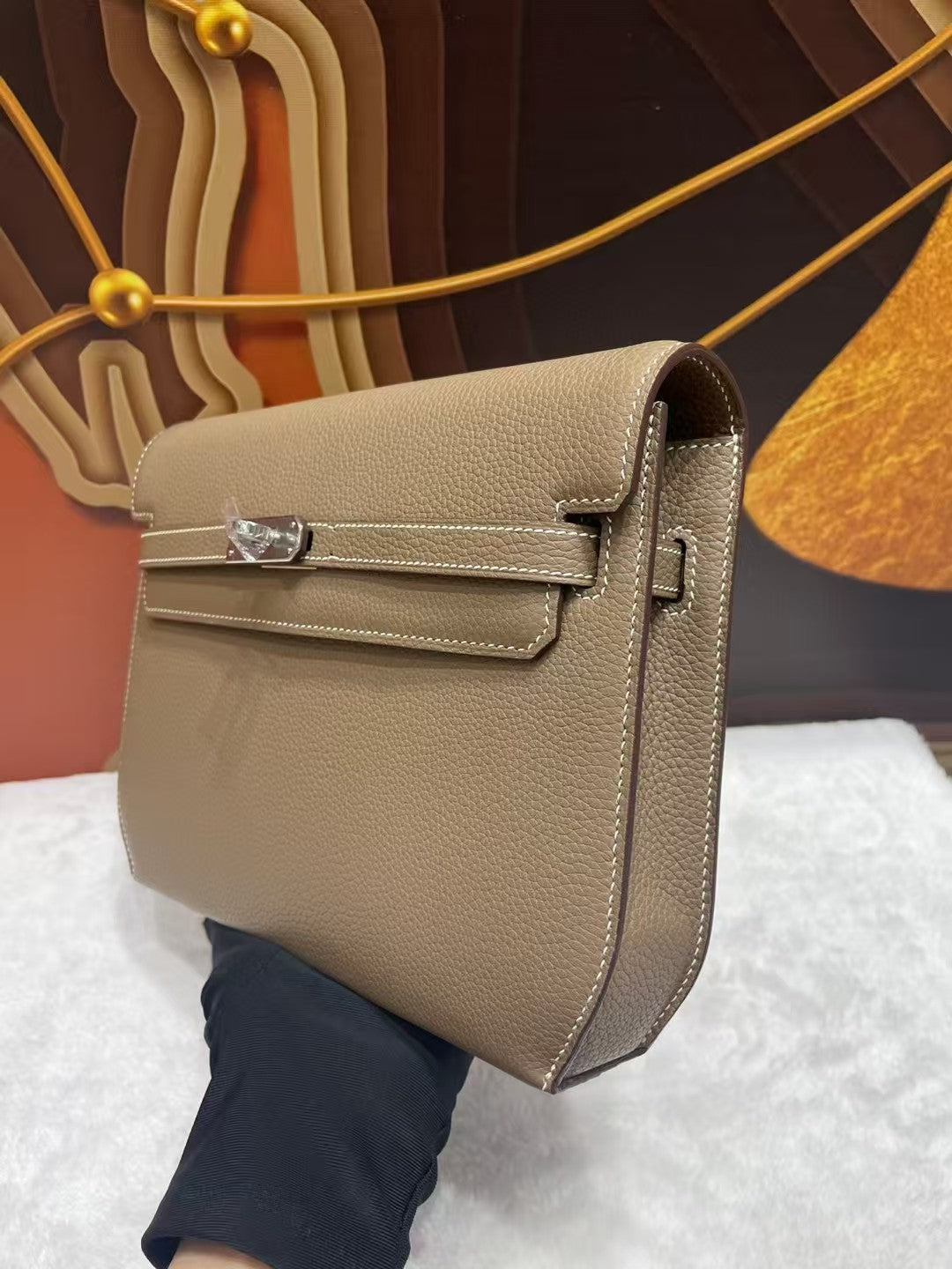KELLY POCHETTE BAG 25 IN BROWN EPSOM LEATHER WITH PALLADIUM HARDWARE