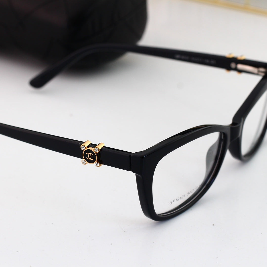 Fashionable Rhinestone Logo Glasses-s-ss