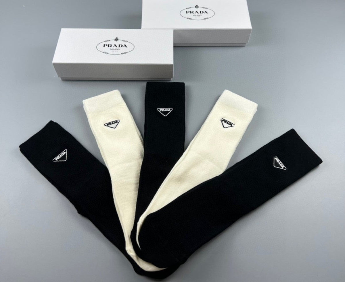 PRADA 26S CREW SOCKS 893687 (1 BOX)