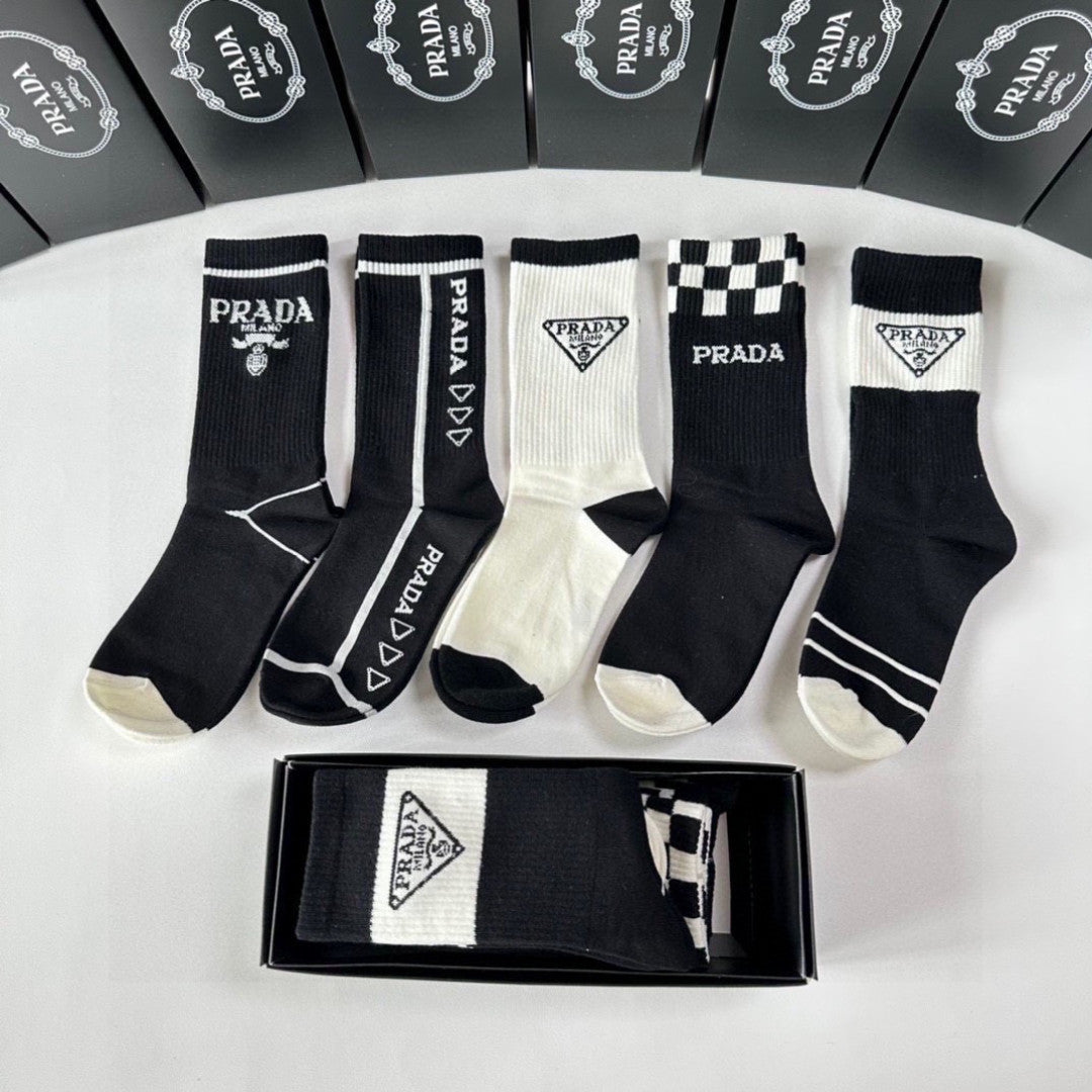 PRADA 26S CREW SOCKS 370239 (1 BOX)