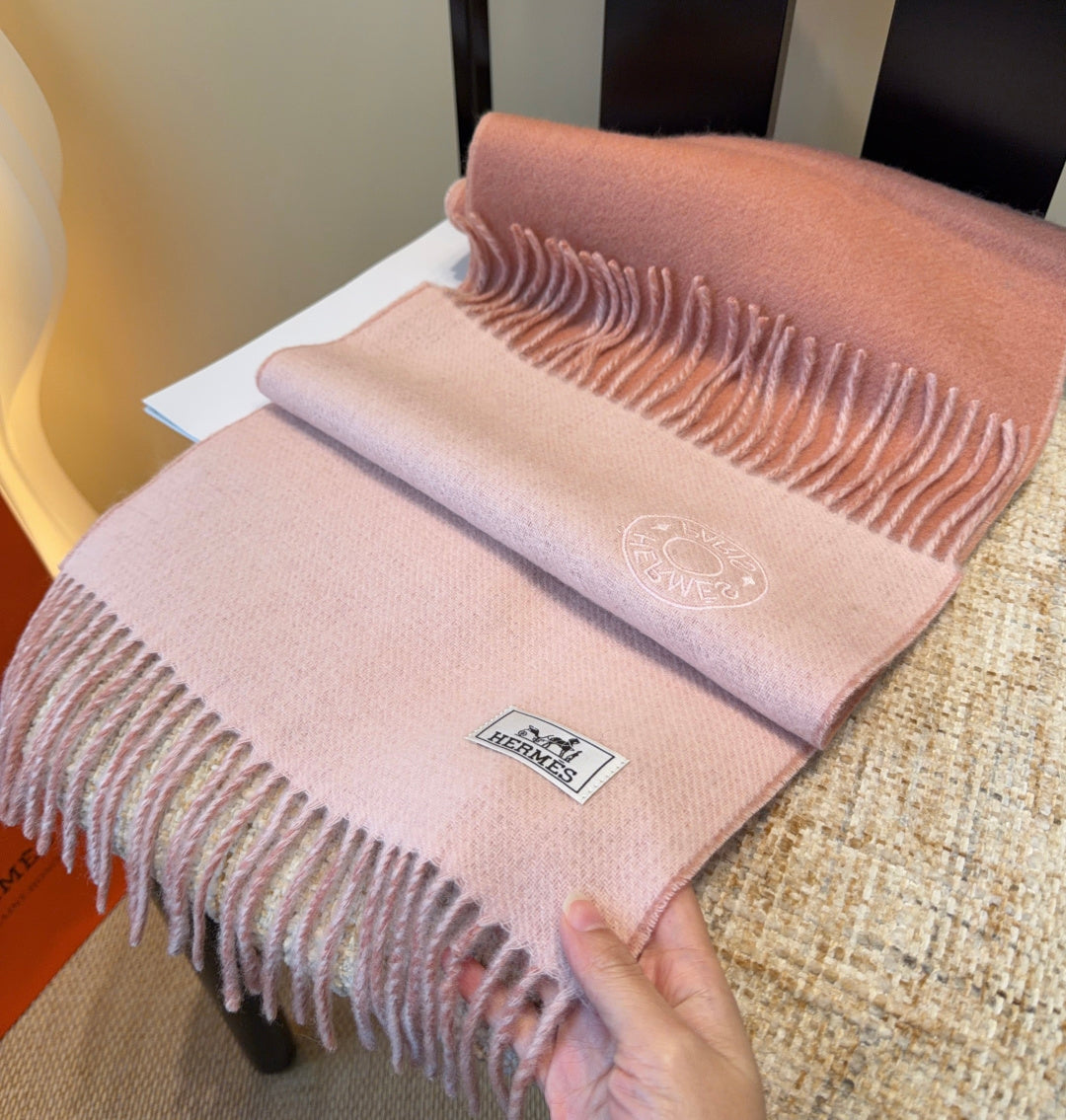 HERMES 26S SCARF 190 IN CASHMERE WOOL BLEND 492189