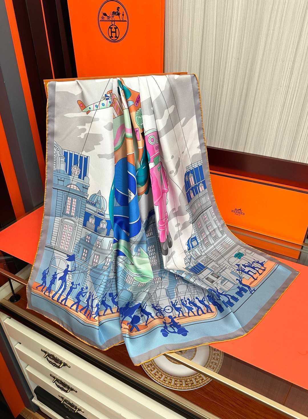 HERMES 26S SCARF 90 IN SILK 496096