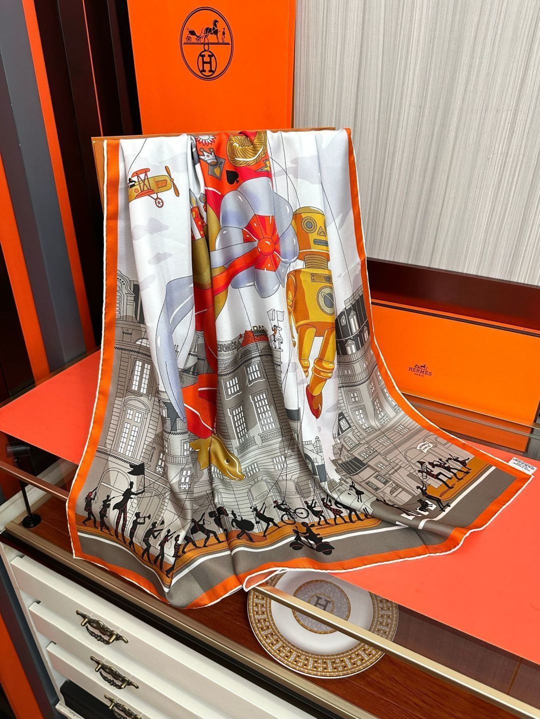 HERMES 26S SCARF 90 IN SILK 496097