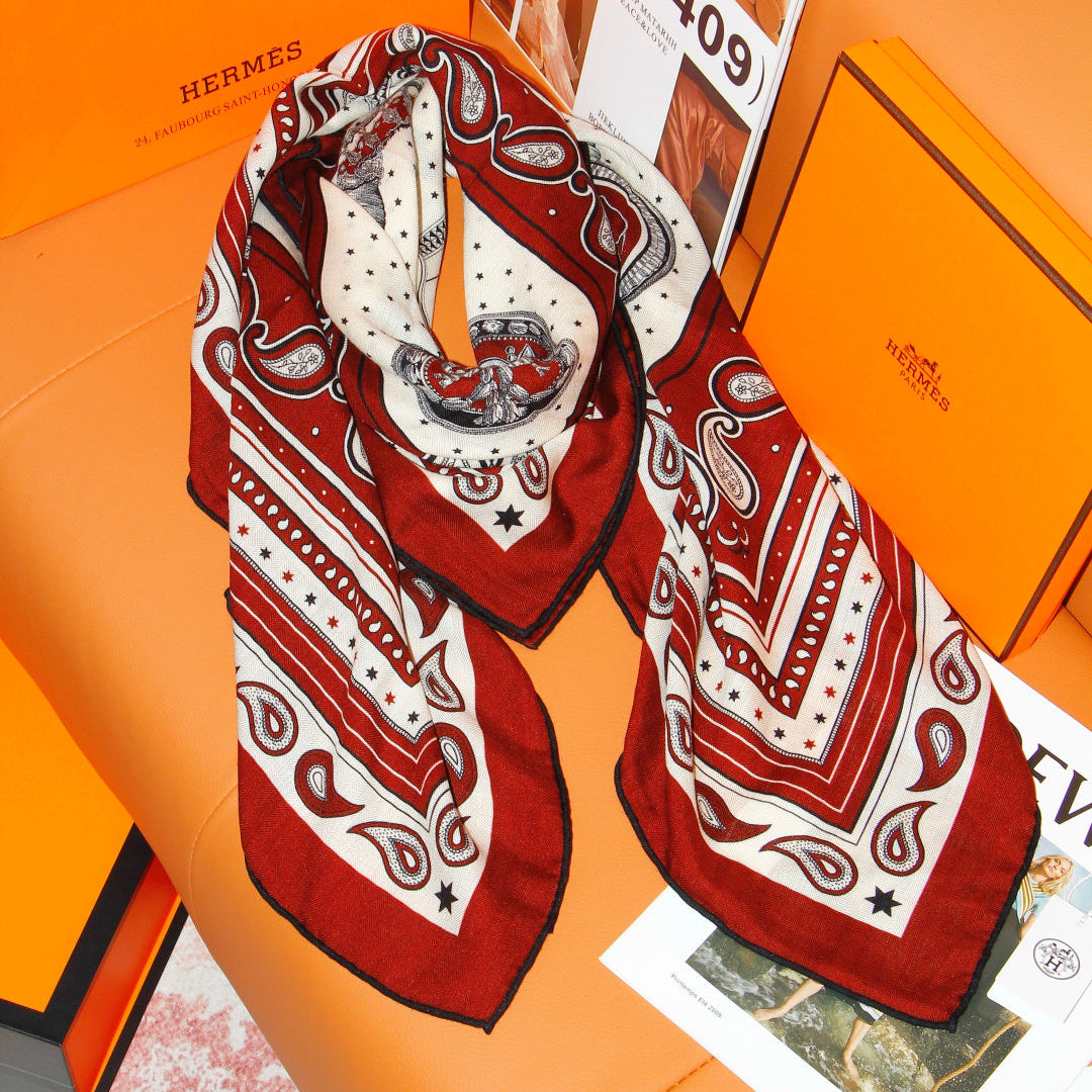 HERMES 26S SCARF 140 IN SILK AND CASHMERE 498483