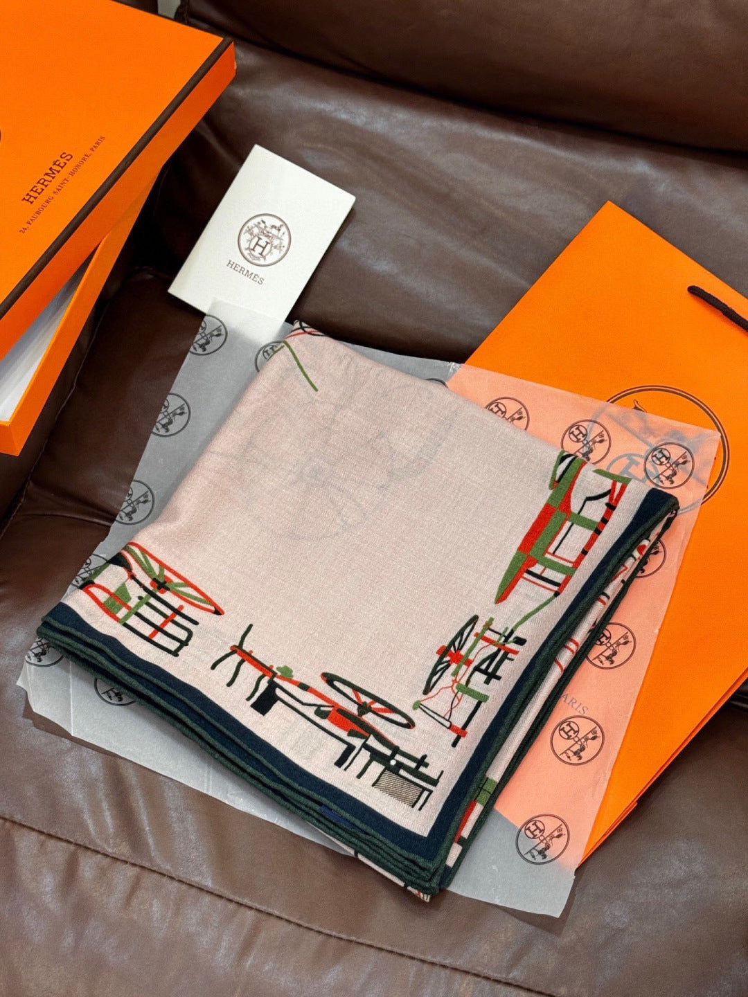 HERMES 26S SCARF 135 IN SILK AND CASHMERE 498490