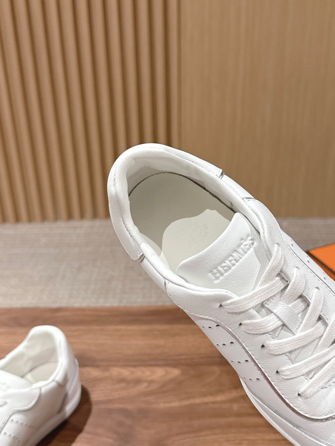 HM 26S GET SNEAKERS IN WHITE CALFSKIN