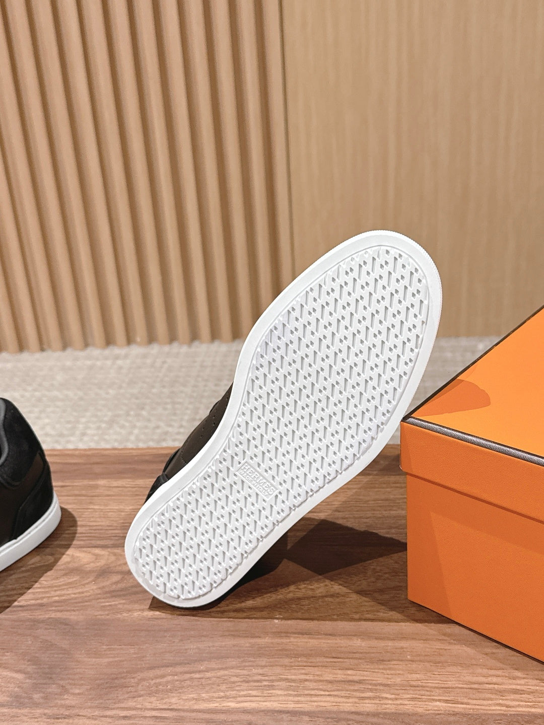 HM 26S GET SNEAKERS IN BLACK CALFSKIN AND SUEDE