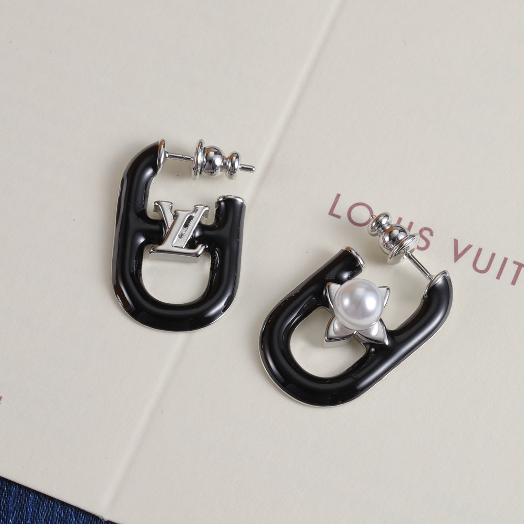 Sweet Love Design Earrings mysite