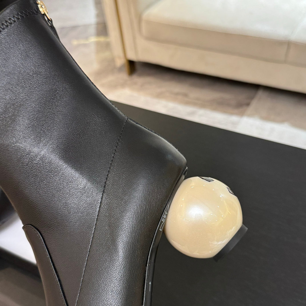 CC PEARL BOOTS 65MM IN BLACK CALFSKIN