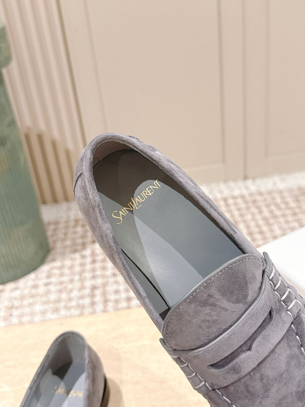 YSL 25S SAINT LAURENT LOAFERS IN GRAY SUEDE WITH SMALL LOGO