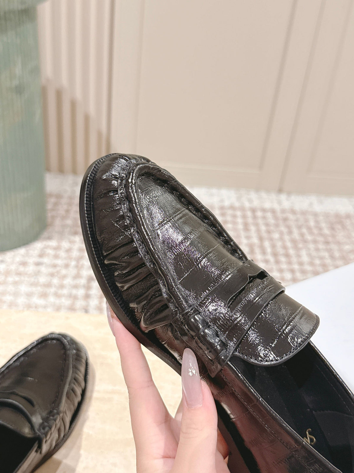 YSL 25S SAINT LAURENT LOAFERS IN BLACK GLOSSY CALFSKIN WITH SMALL LOGO