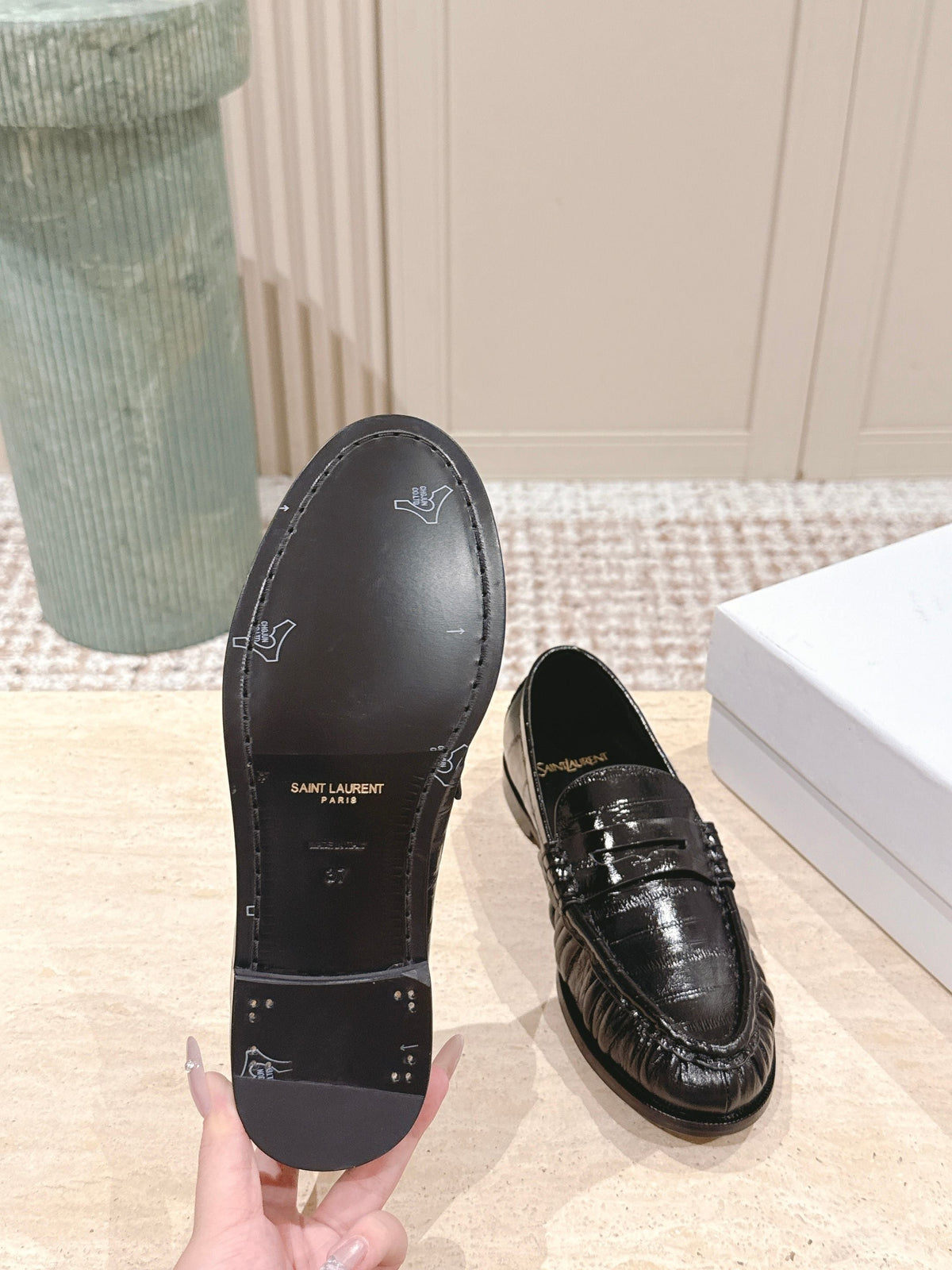 YSL 25S SAINT LAURENT LOAFERS IN BLACK GLOSSY CALFSKIN WITH SMALL LOGO