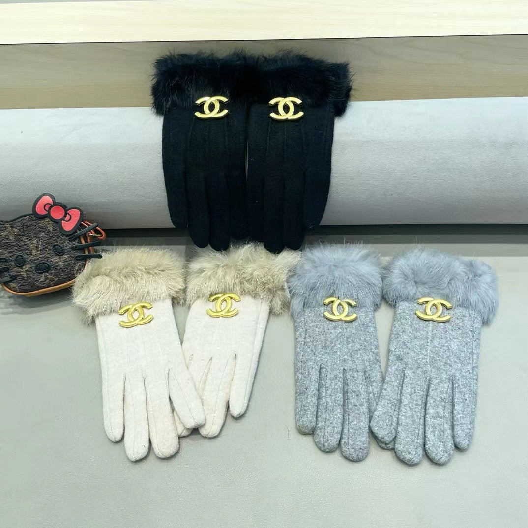 GLOVES IN COOL GRAY WOOL AND RABBIT FUR 417170