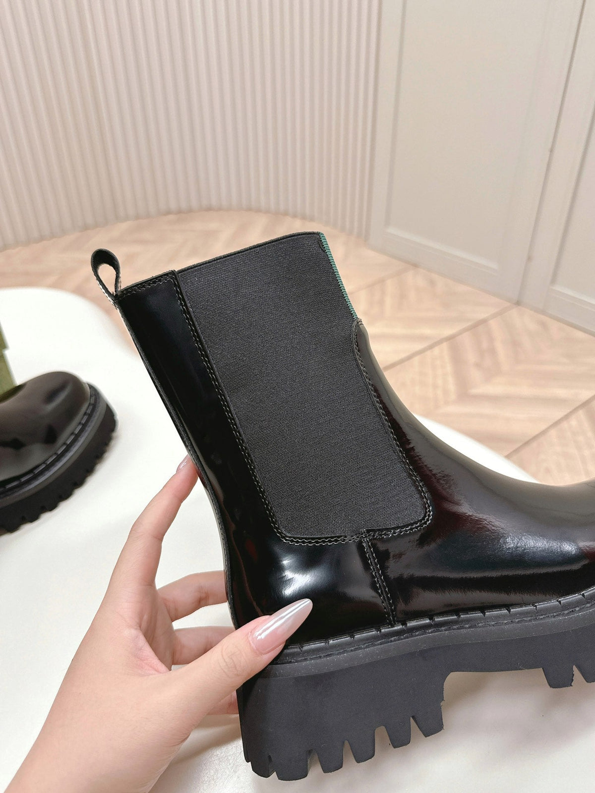 GG CLASSIC MARTIN BOOTS IN BLACK PATENT LEATHER