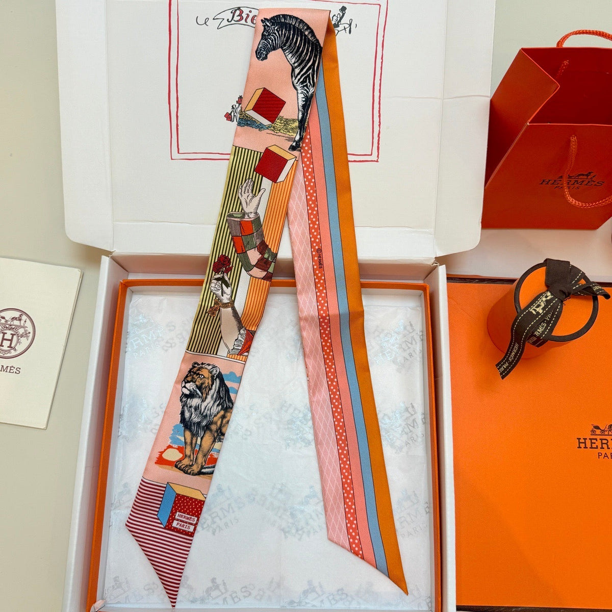 HERMES 26S TWILLY SCARF 86 IN SILK 492615