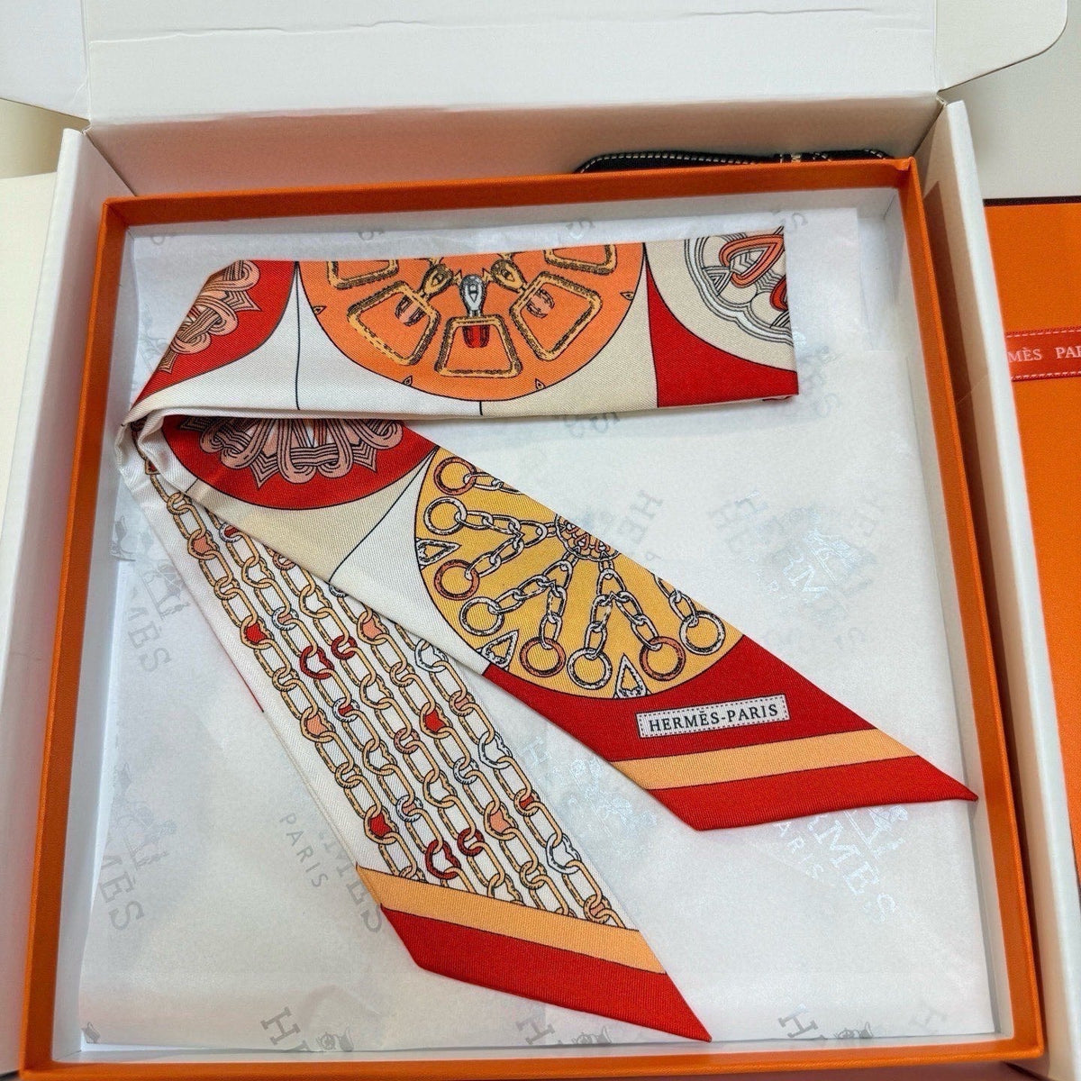 HERMES 26S TWILLY SCARF 86 IN SILK 492640