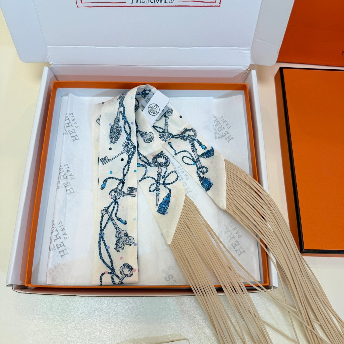 HERMES 26S TWILLY SCARF 86 IN SILK 492610