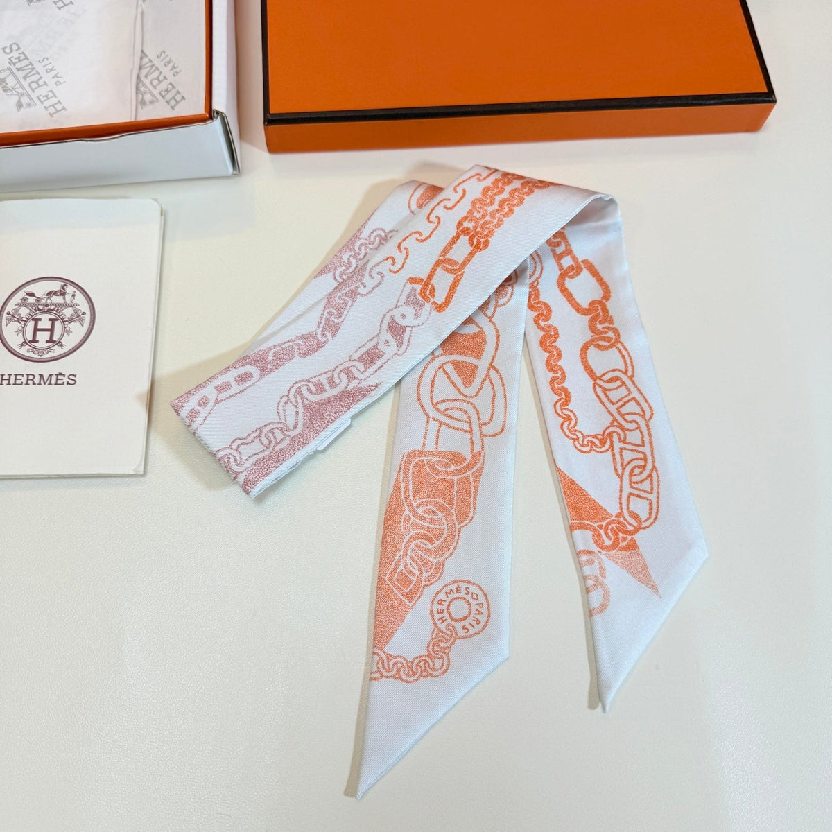 HERMES 26S TWILLY SCARF 86 IN SILK 492626