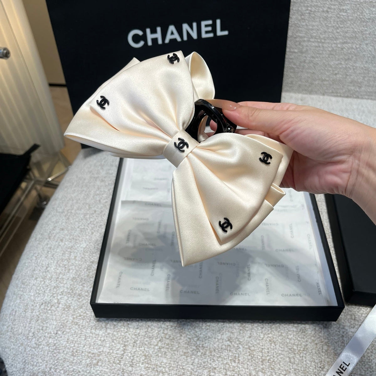 CHANEL 26S BOW HAIR CLIP IN WHITE RIBBON 512127