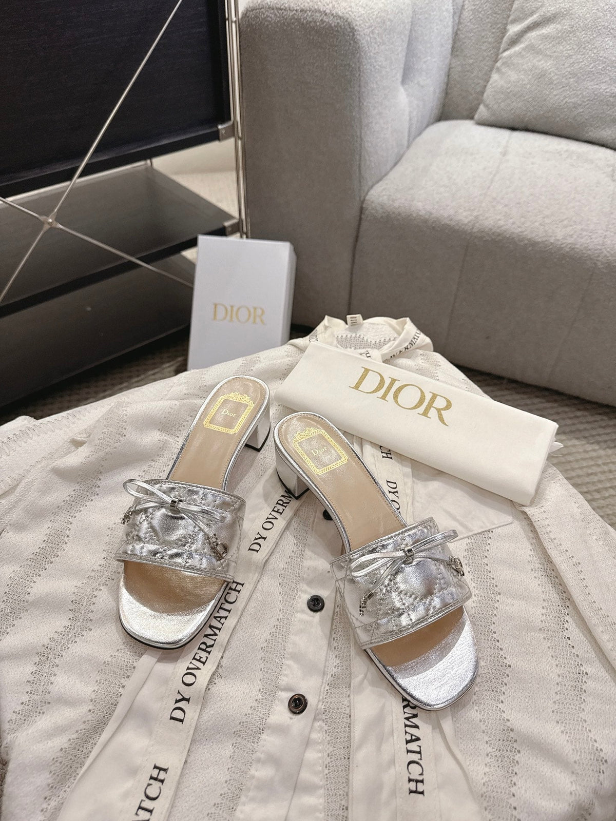 DIOR 26S HEELED MULES 45 MM IN SILVER QUILTED CALFSKIN SILVER HARDWARE