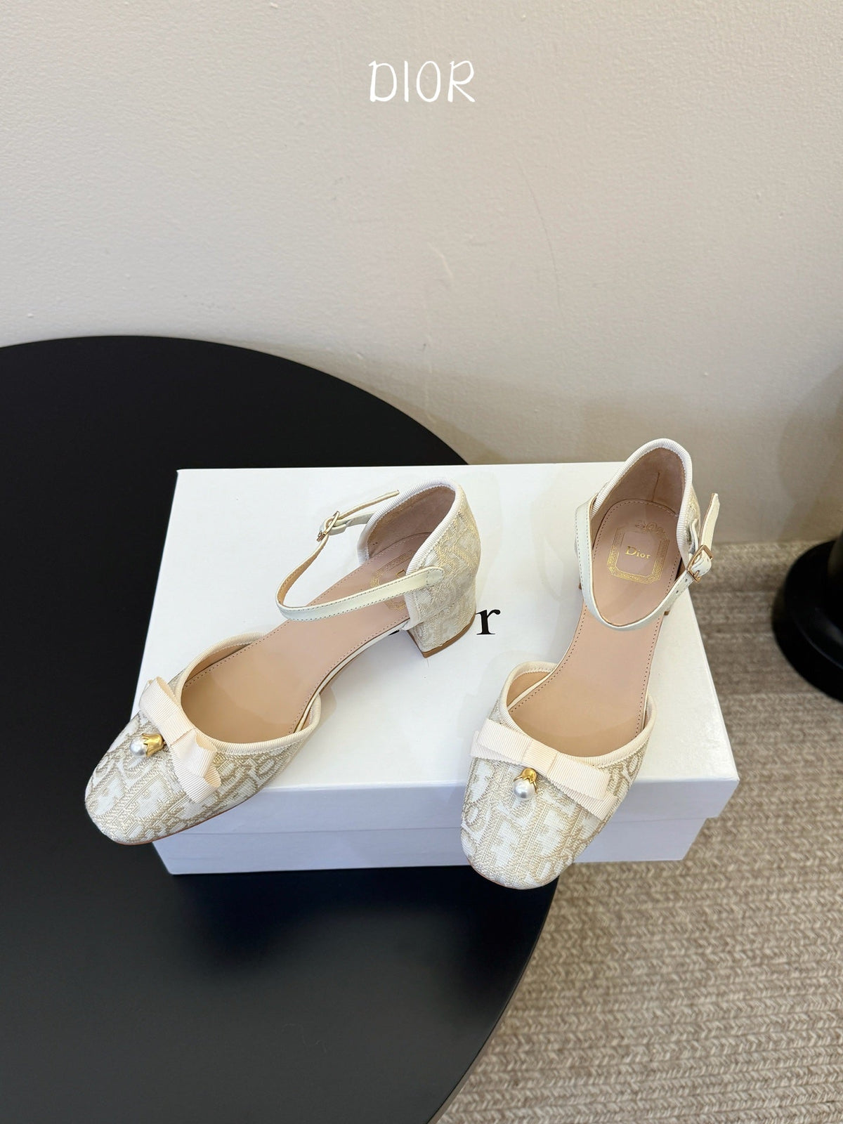 DIOR 26S HEEL ANKLE STRAP PUMPS IN BEIGE DIOR OBLIQUE EMBROIDERED CANVAS WITH BOW