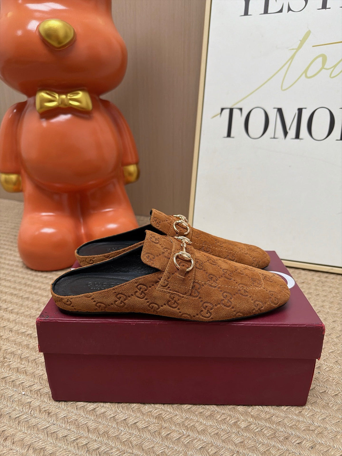 GUCCI 26S FLAT MULES IN BROWN GG EMBOSSED SUEDE