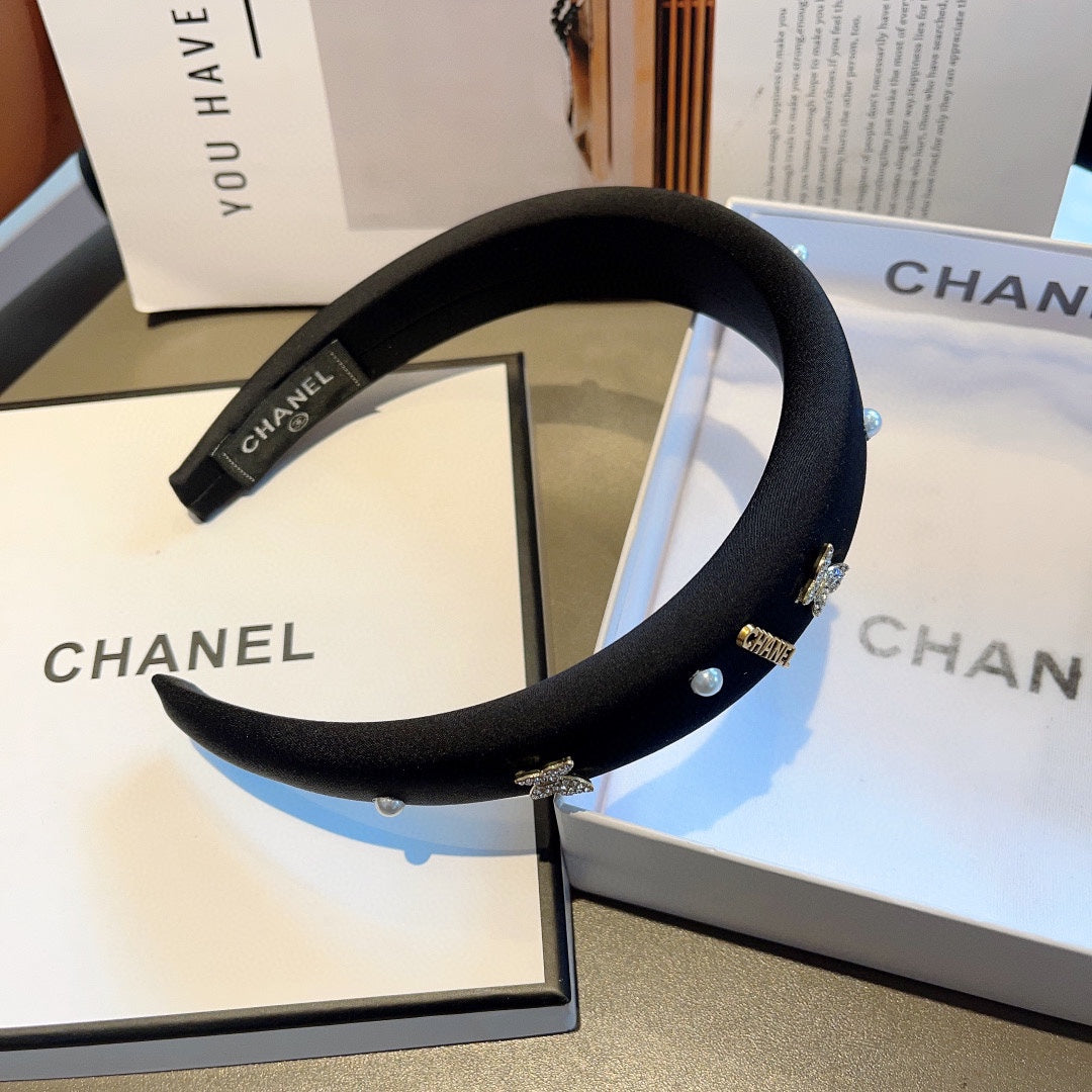 BLACK FABRIC HAIRBAND WITH CRYSTAL 414405