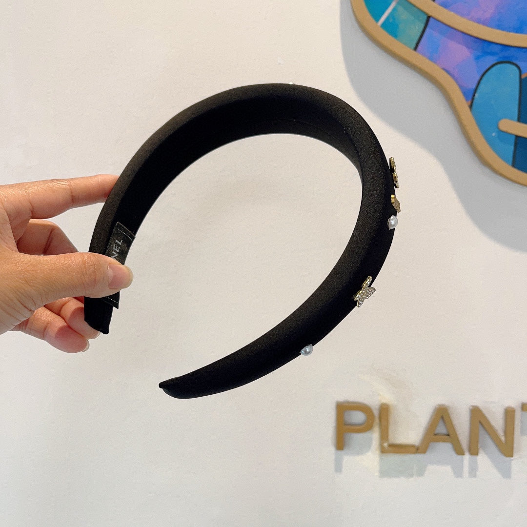 BLACK FABRIC HAIRBAND WITH CRYSTAL 414405