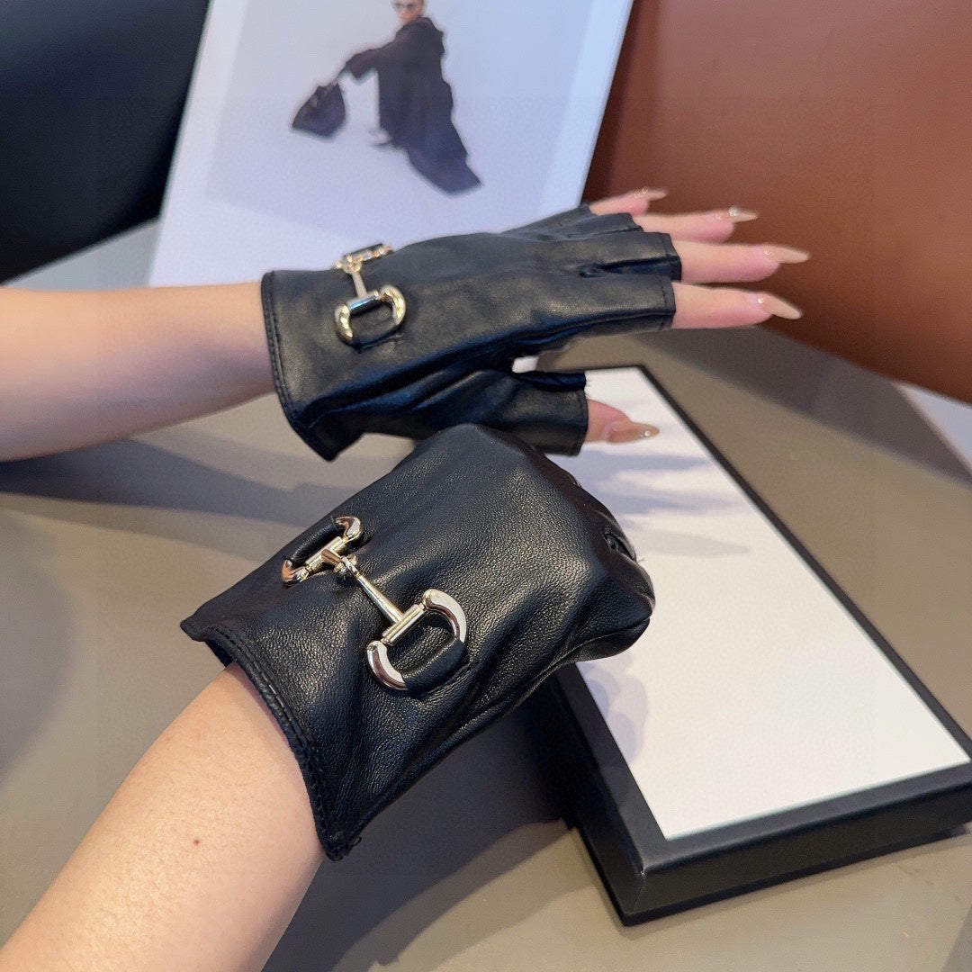 FINGERLESS GLOVES IN BLACK LAMBSKIN 436035