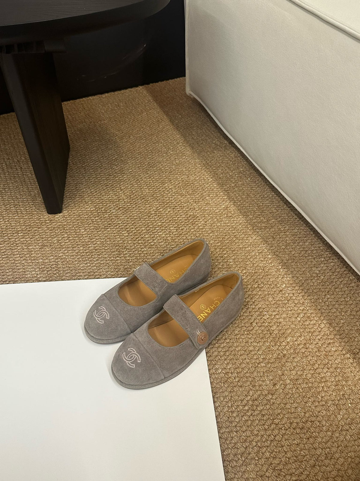 CHANEL 26S MARY JANE FLATS IN TAUPE BROWN SUEDE CC LOGO