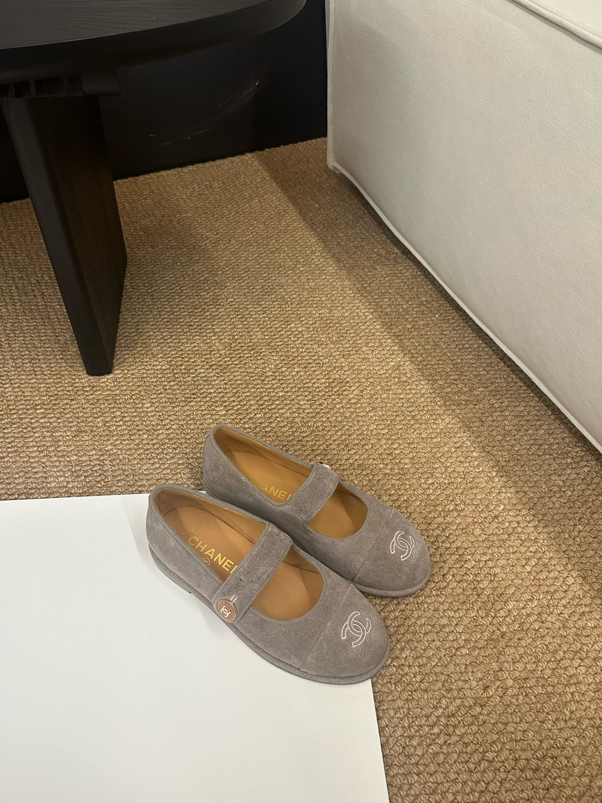 CHANEL 26S MARY JANE FLATS IN TAUPE BROWN SUEDE CC LOGO