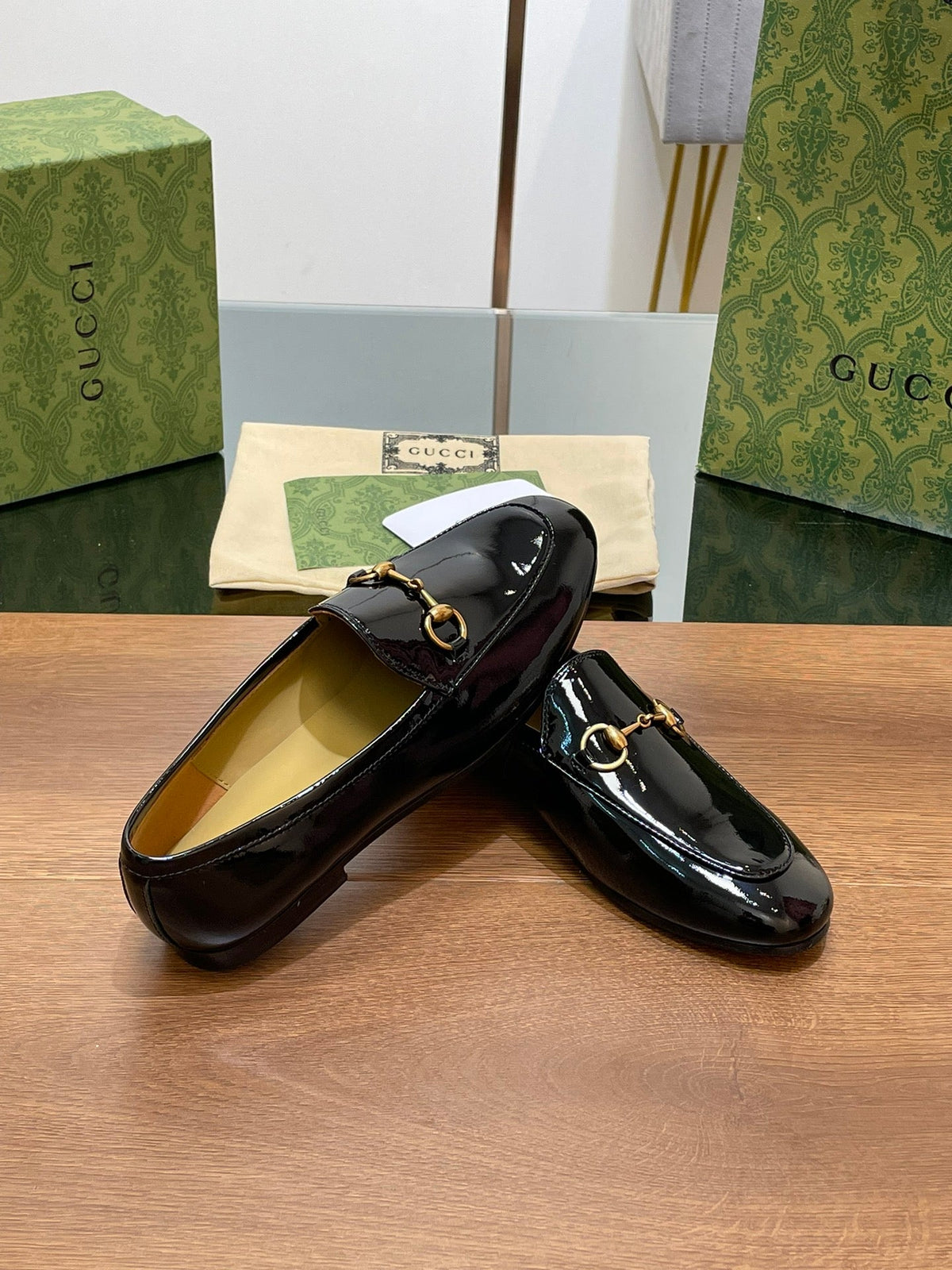 GG JORDAAN LOAFER GLOSSY BLACK LAMBSKIN