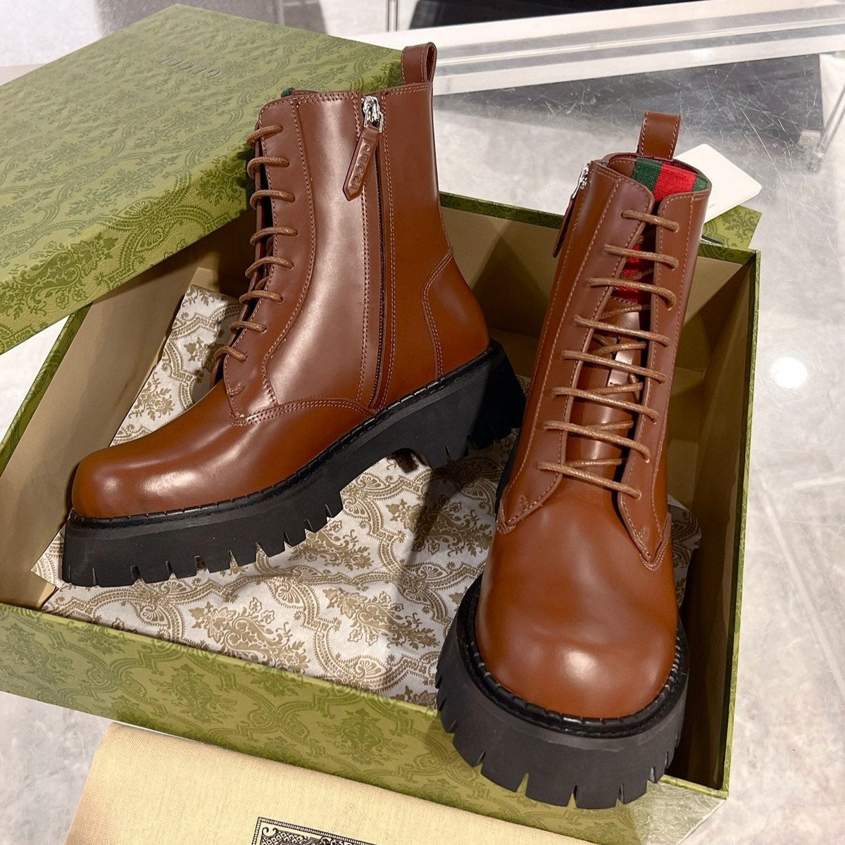 GG WEB ANKLE BOOTS IN CINNAMON BROWN CALFSKIN