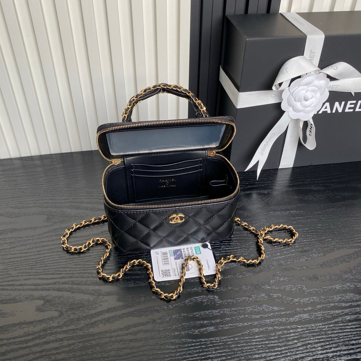 CHANEL 25S VANITY CASE BAG 19 IN BLACK CALFSKIN GOLD HARDWARE