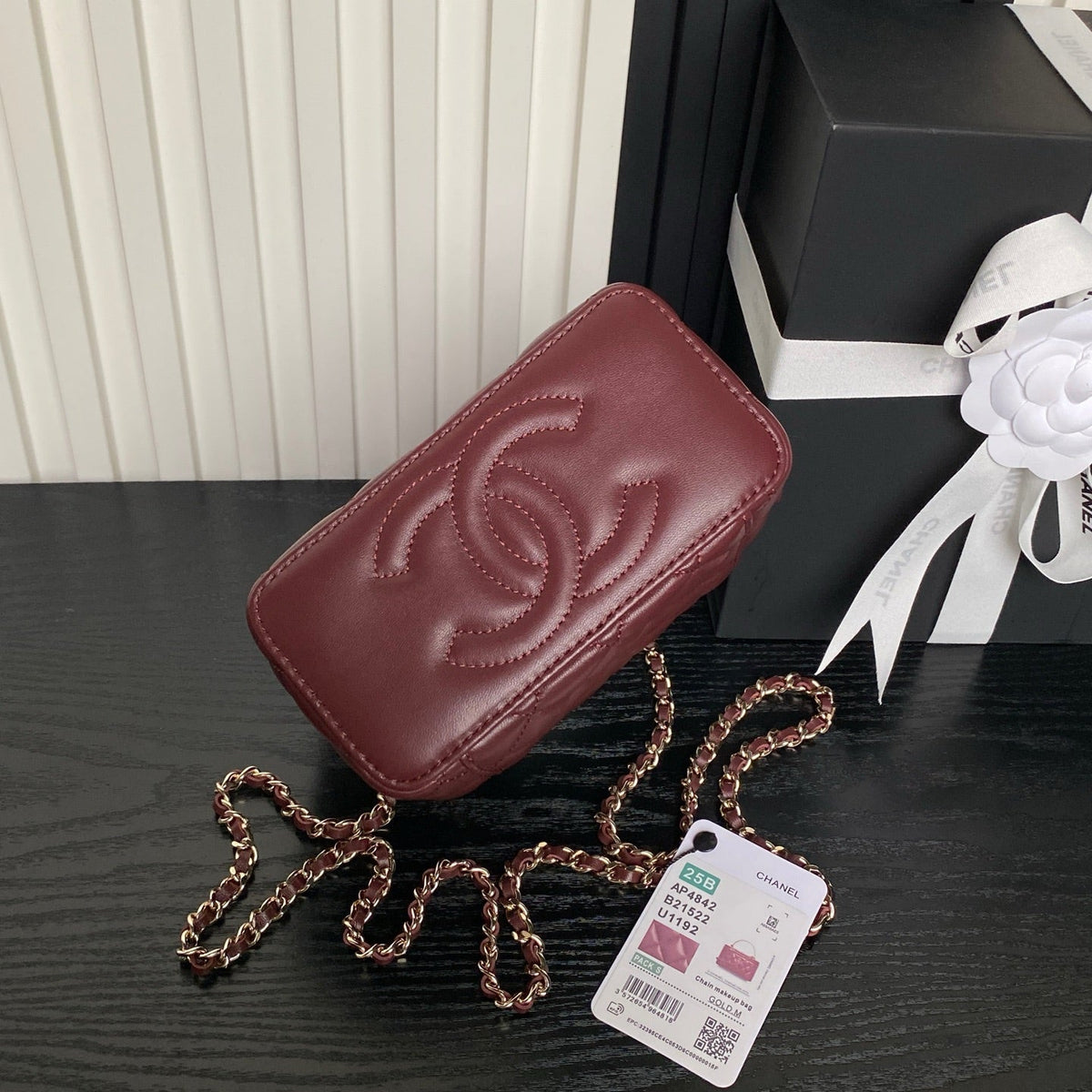 CHANEL 25S VANITY BAG 17 IN DARK RED LAMBSKIN WITH GOLD HARDWARE