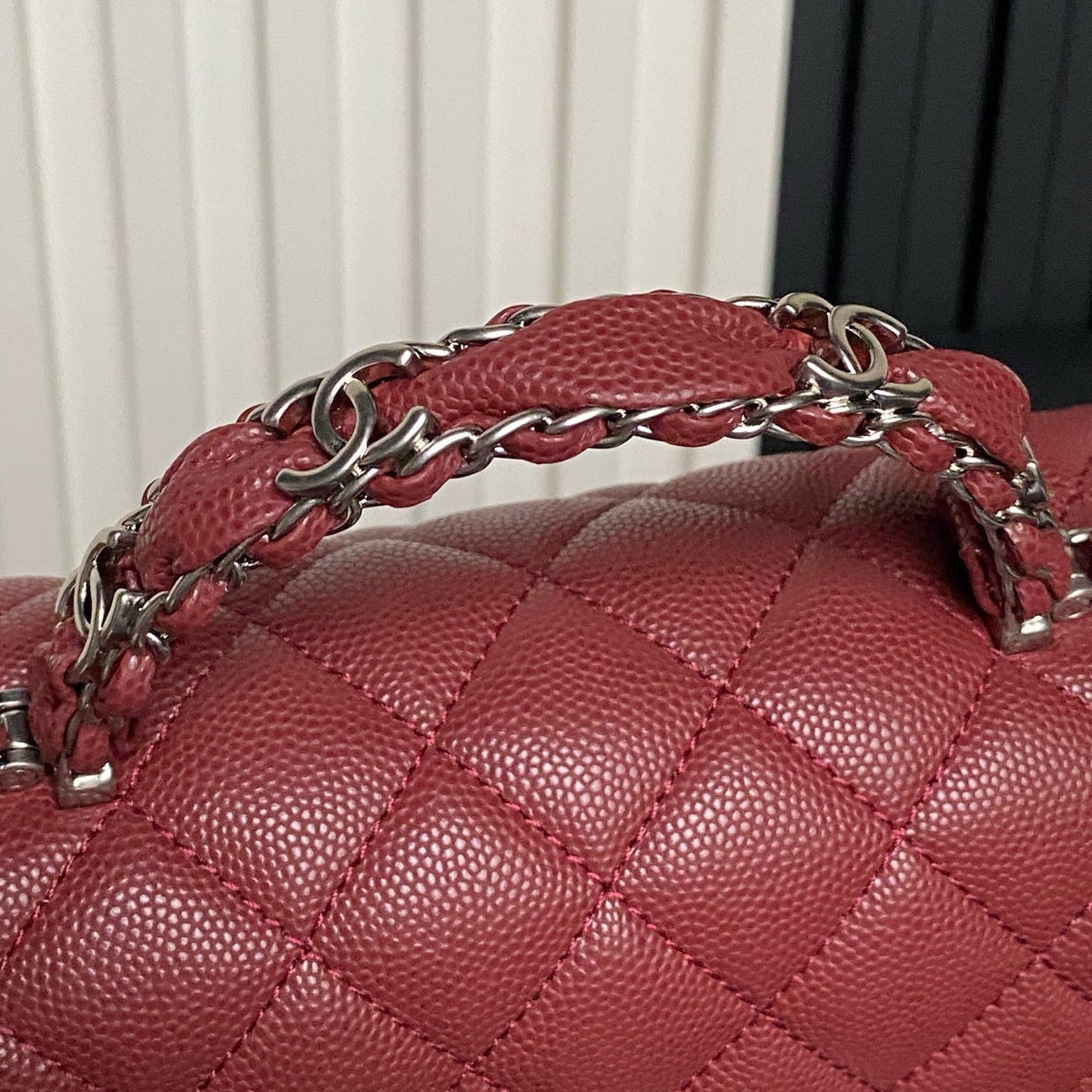 CHANEL 25S FLAP BAG 22 IN BURGUNDY CALFSKIN SILVER HARDWARE