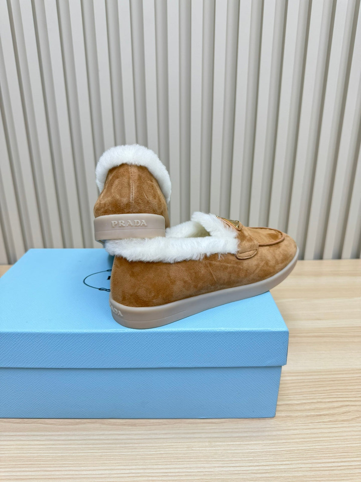 LOAFER IN CAMEL SUEDE AND FUR LINING ATTACHED TRIANGLE LOGO