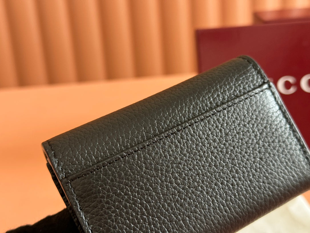 SOFTBIT CARD CASE 10.5 IN BLACK GRAINY CALFSKIN GOLD HARDWARE